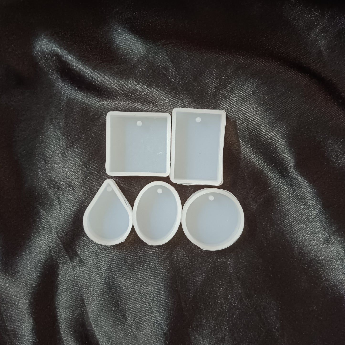 5 pc pendant mold