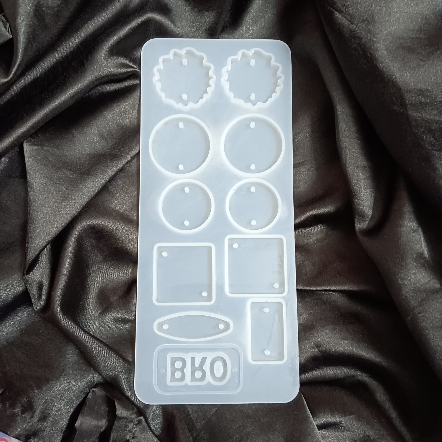 Rakhi mold design 1