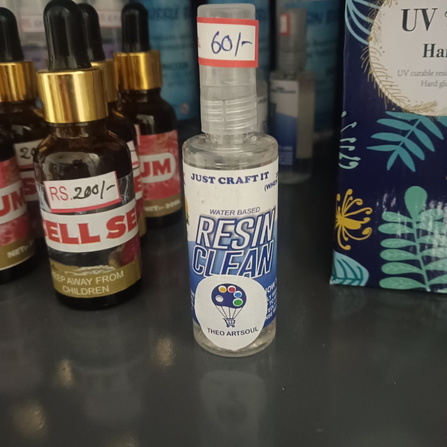 Resin cleaner