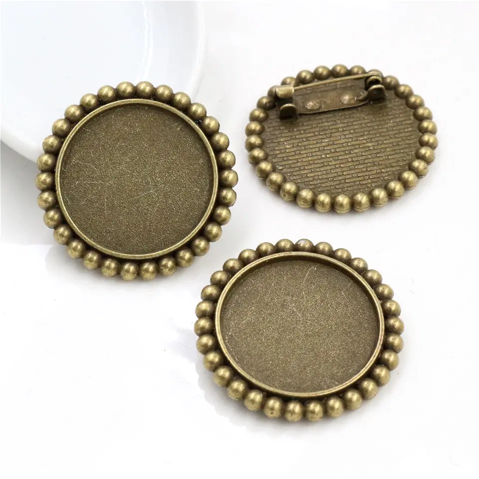 Vintage Brooch 2