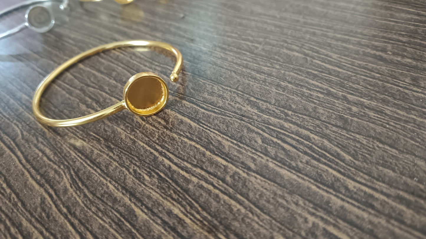 Golden Single bracelet bangle