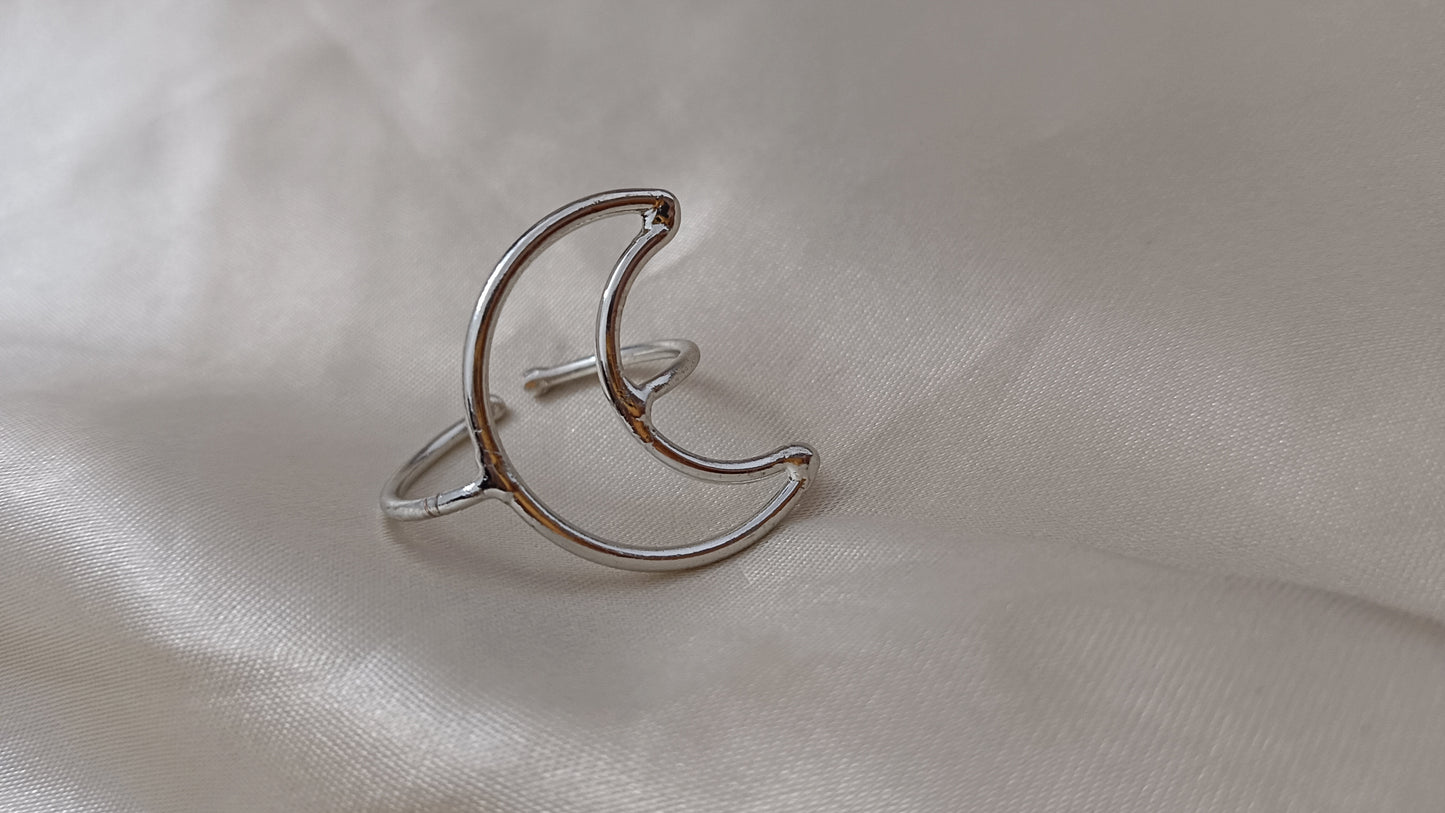 Silver Moon hollow ring
