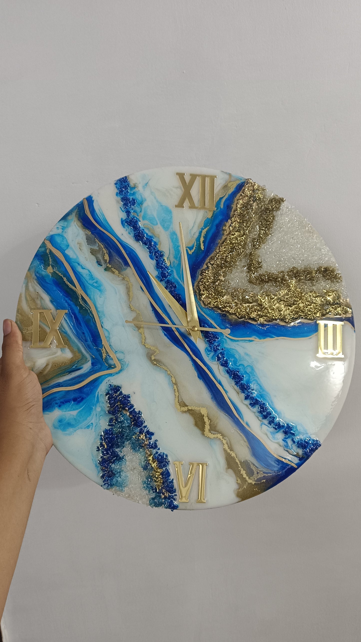 Blue Geode Beauty in 14"