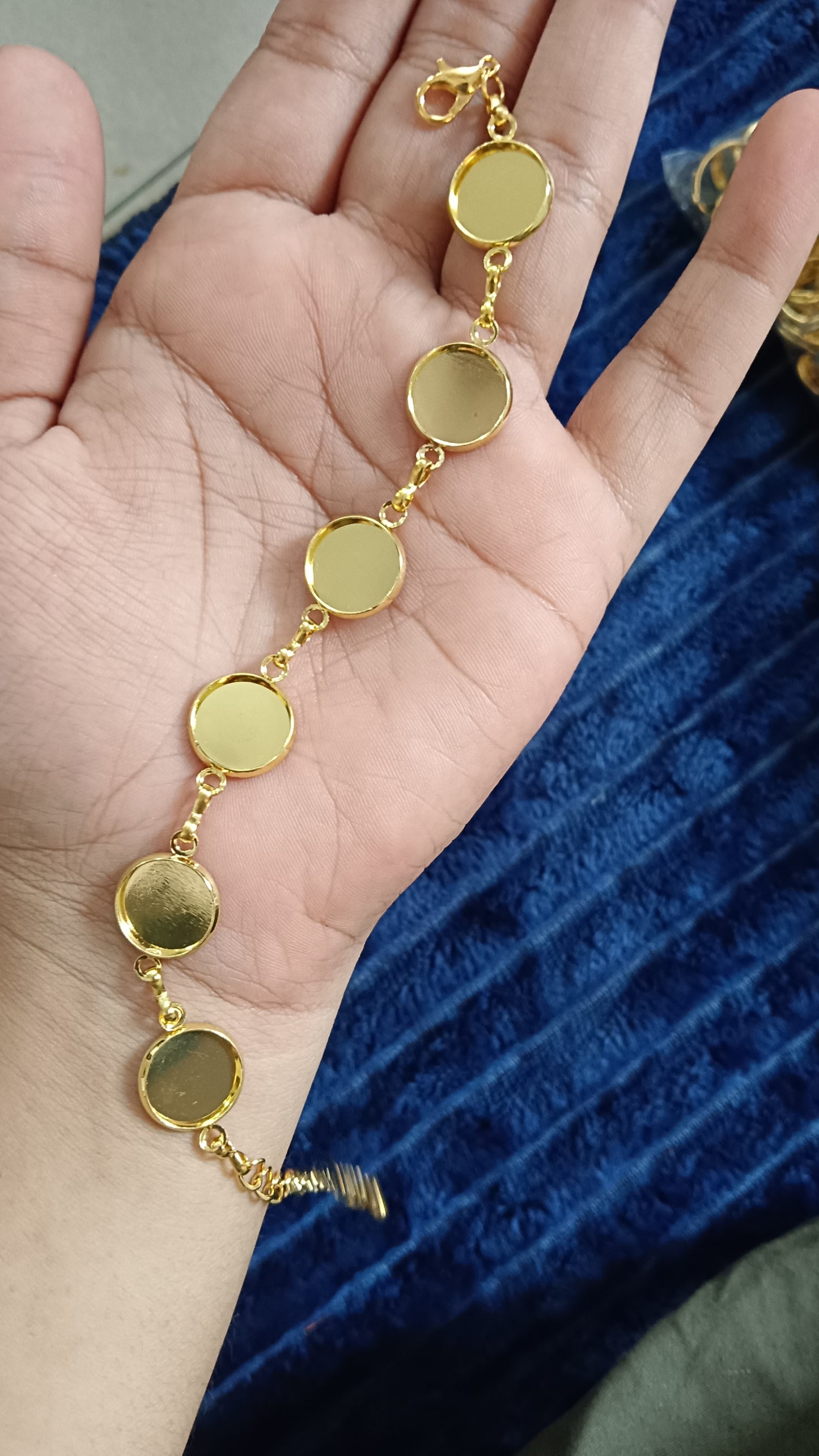 Gold multiple bracelet Bezel