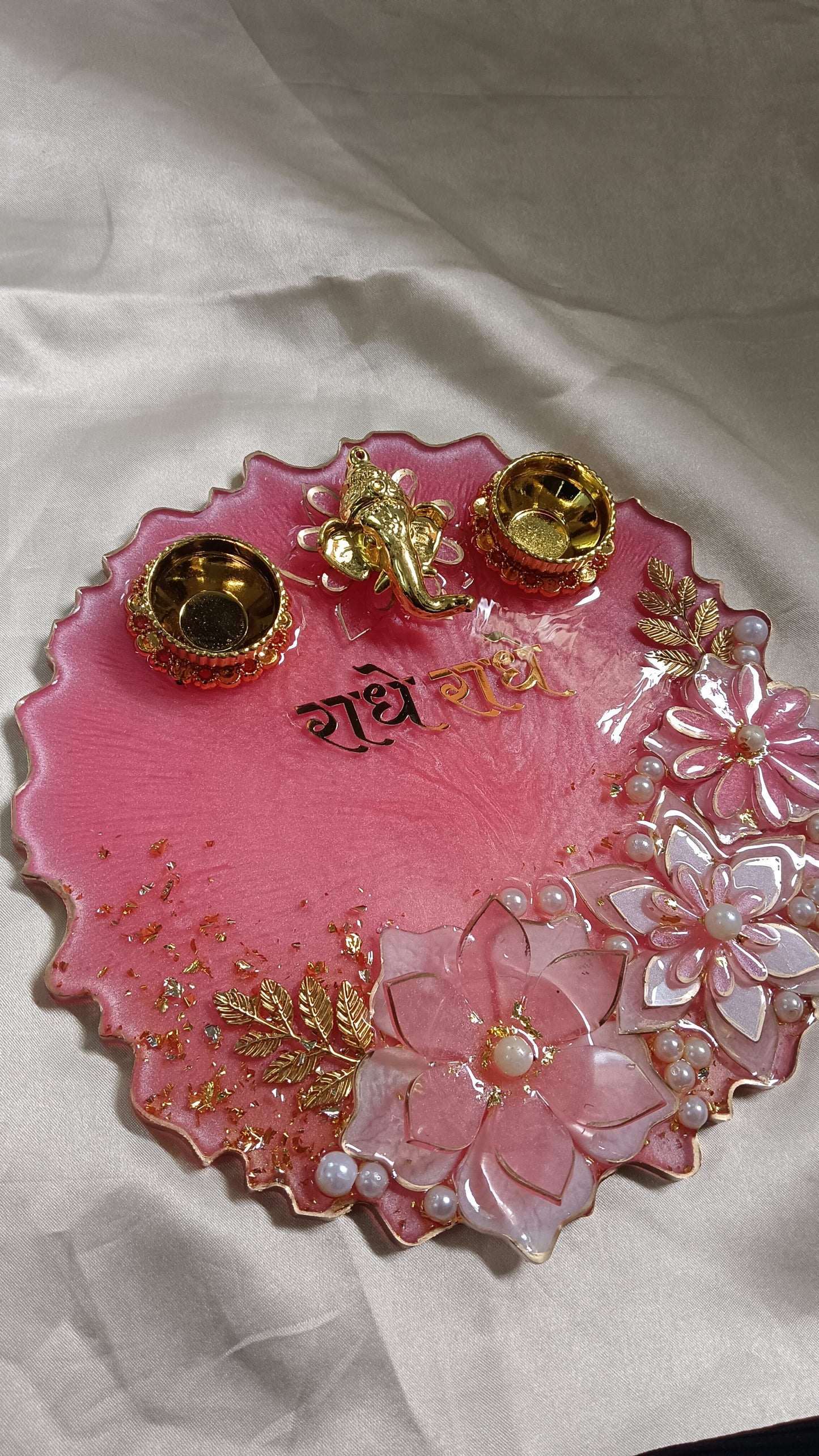 Resin 3d floral Thali 8"