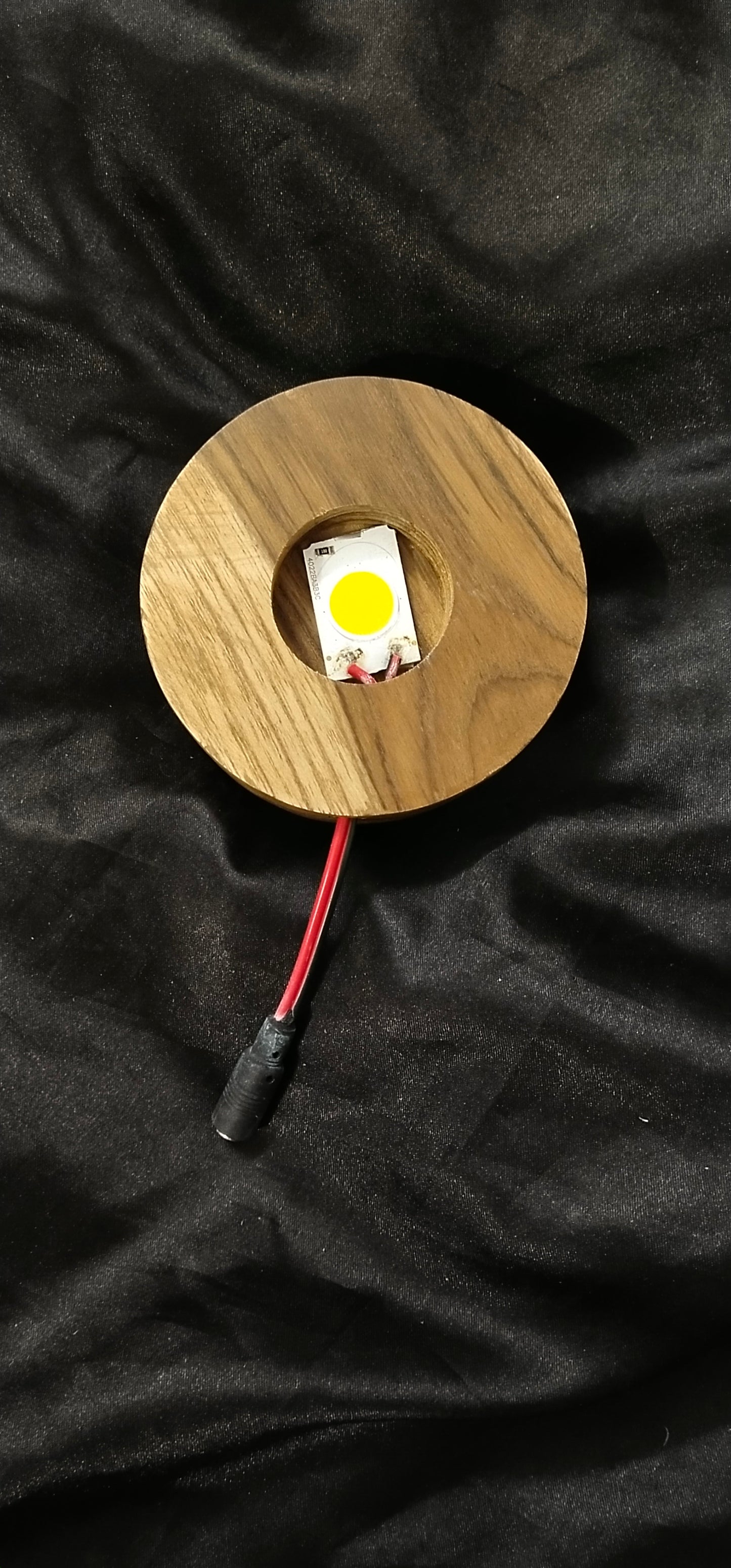 led stand
