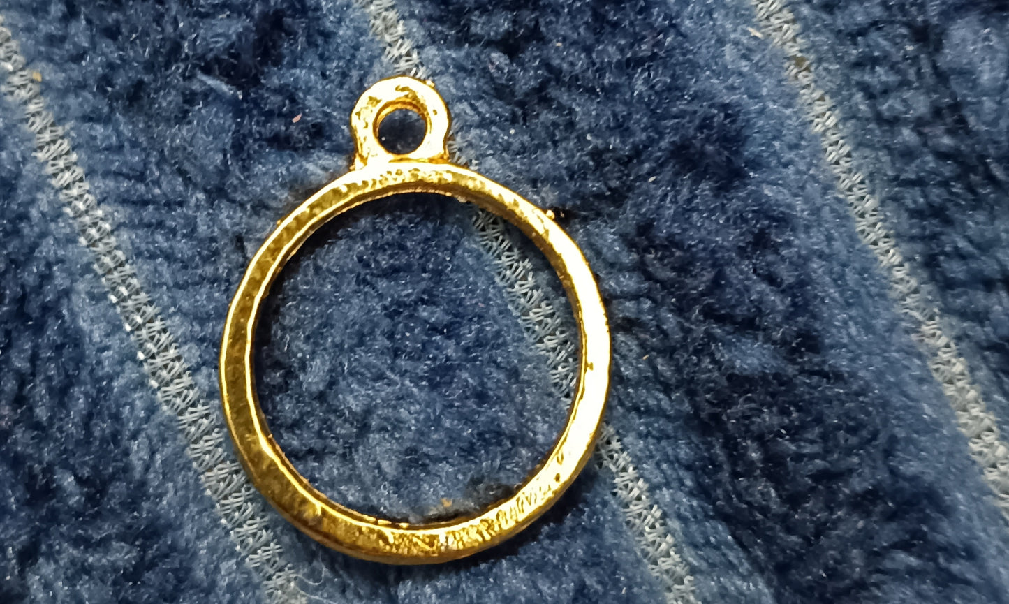 Mini Golden pack of 1 pendent 6