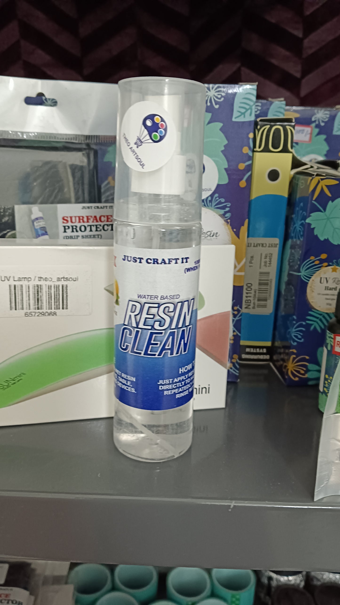 Resin cleaner