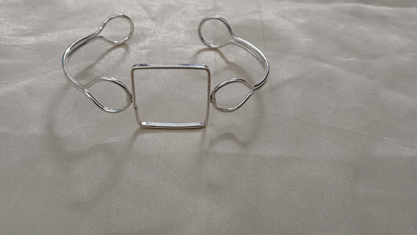 Hollow silver square