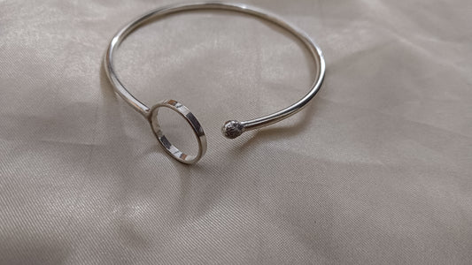 Silver Single bracelet bangle