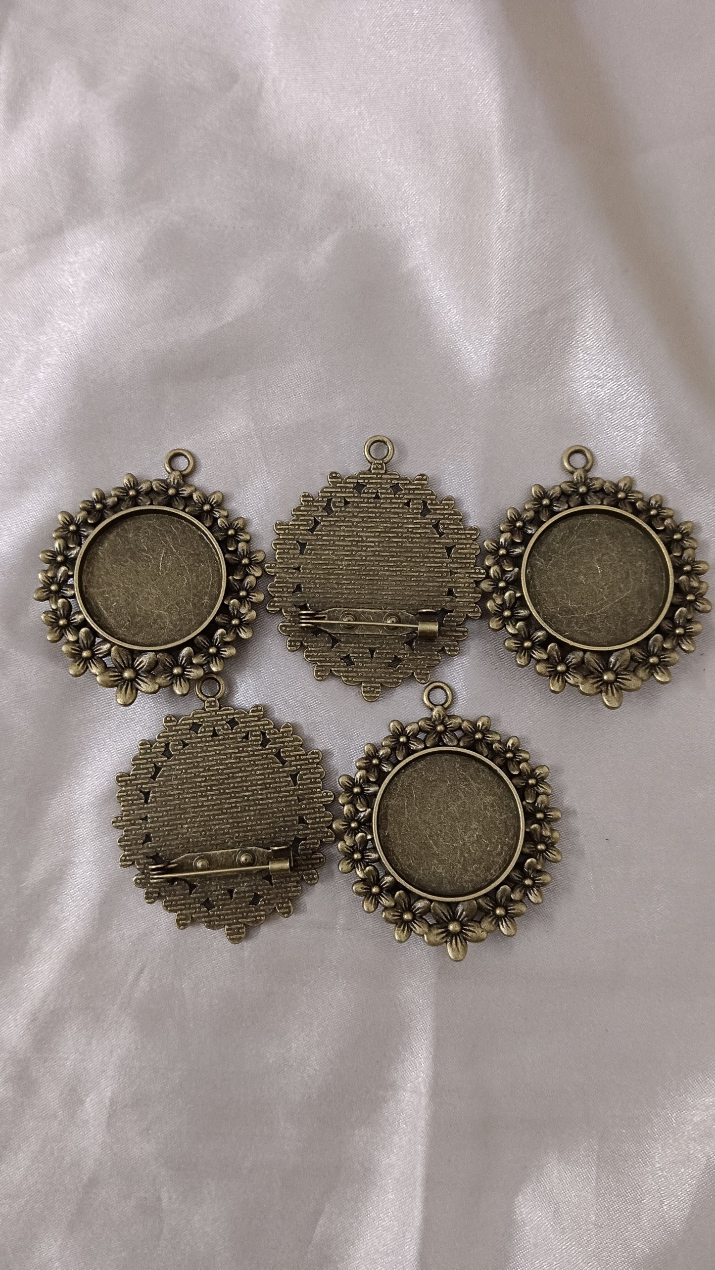 Antique Vintage Brooch pack of 5