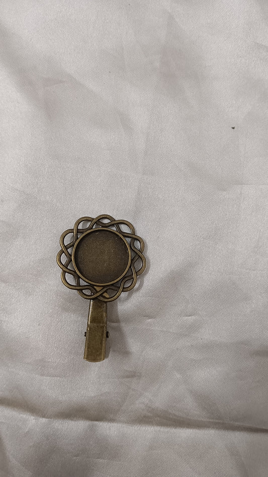 Round Hairclip bezel 2