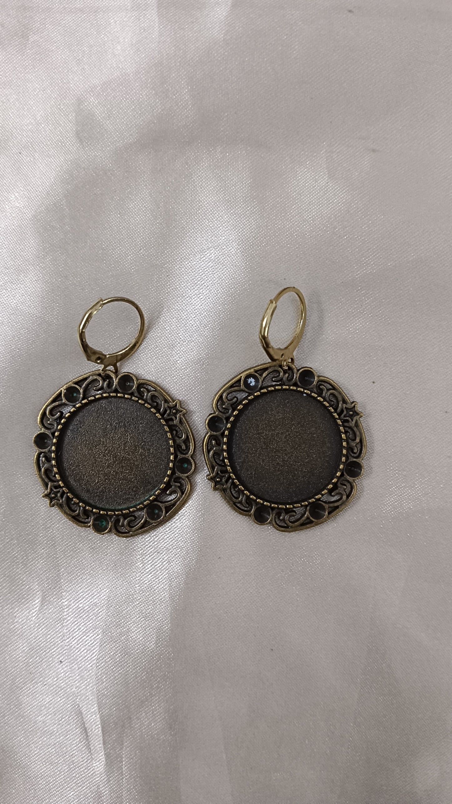 Antique earrings 8