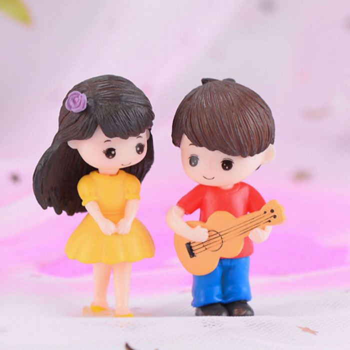 Couple Miniature 2