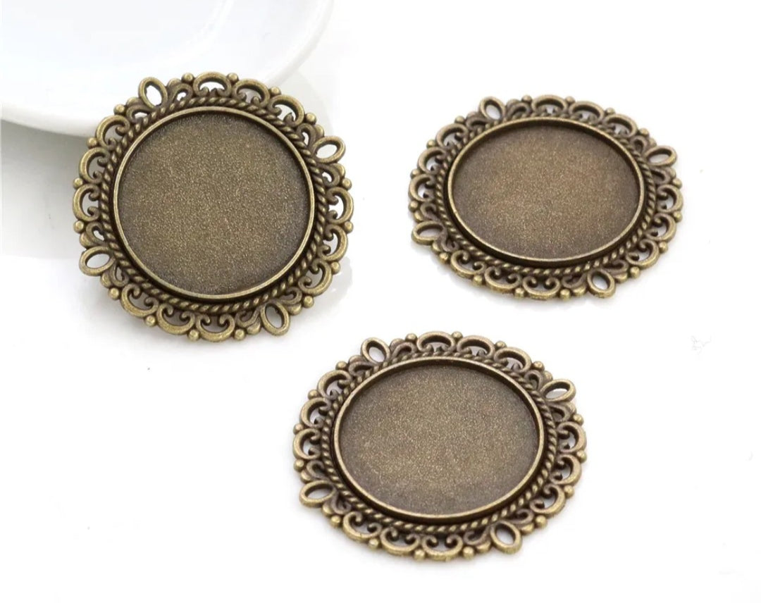 Antique Pendant 8