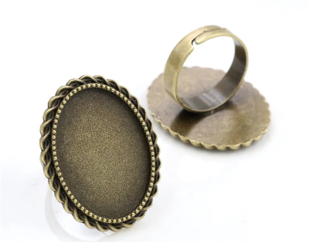 Oval Vintage Ring 2