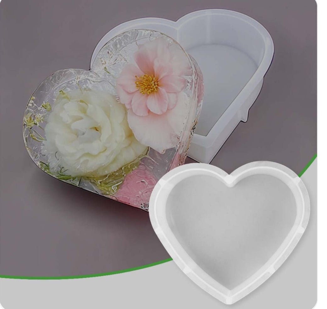 Deep cast heart 8"