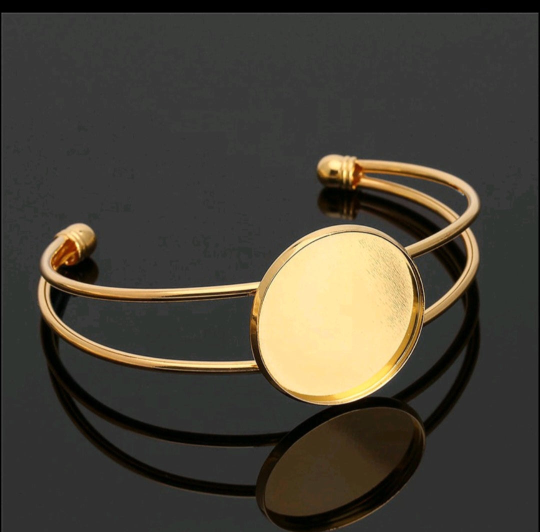 Single Gold Bracelet