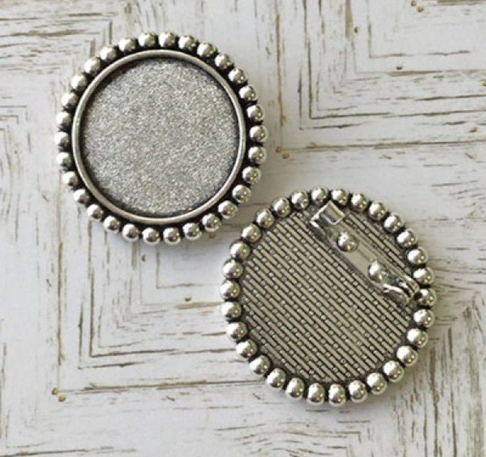 Silver Vintage Brooch 3