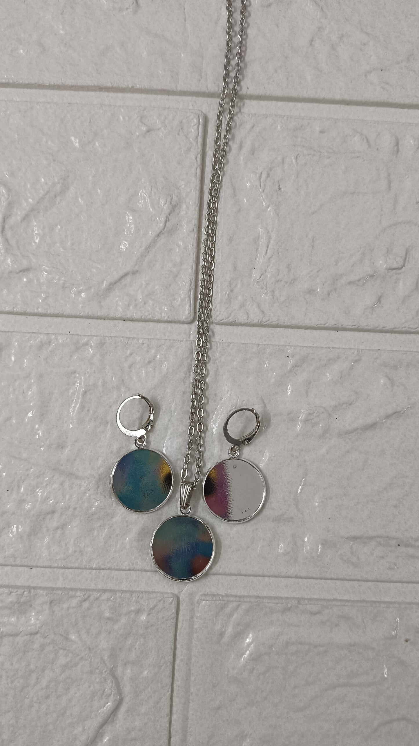 Small Round silver jewellery set