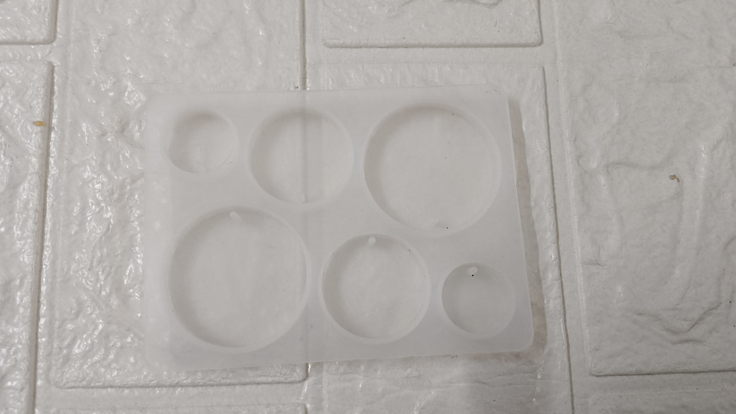 keychain mold with hole