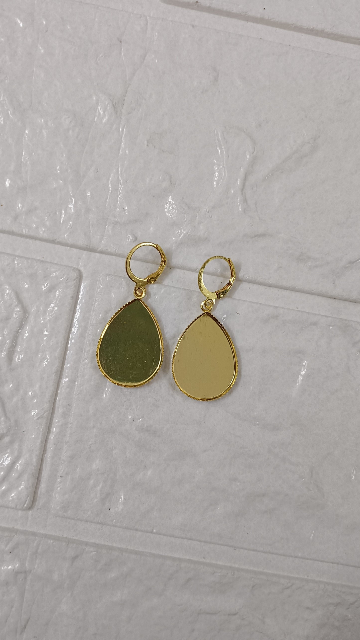 Gold drop earrings