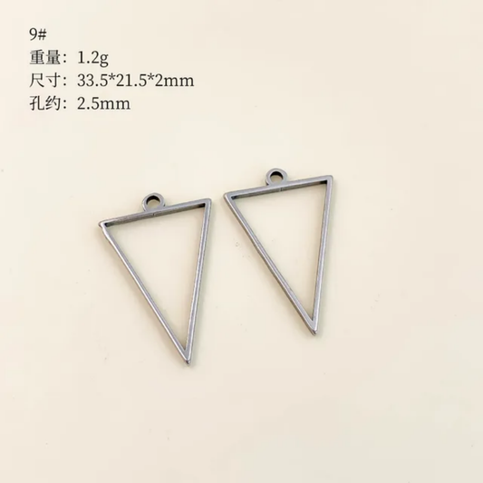 Inverted triangle pack of 1