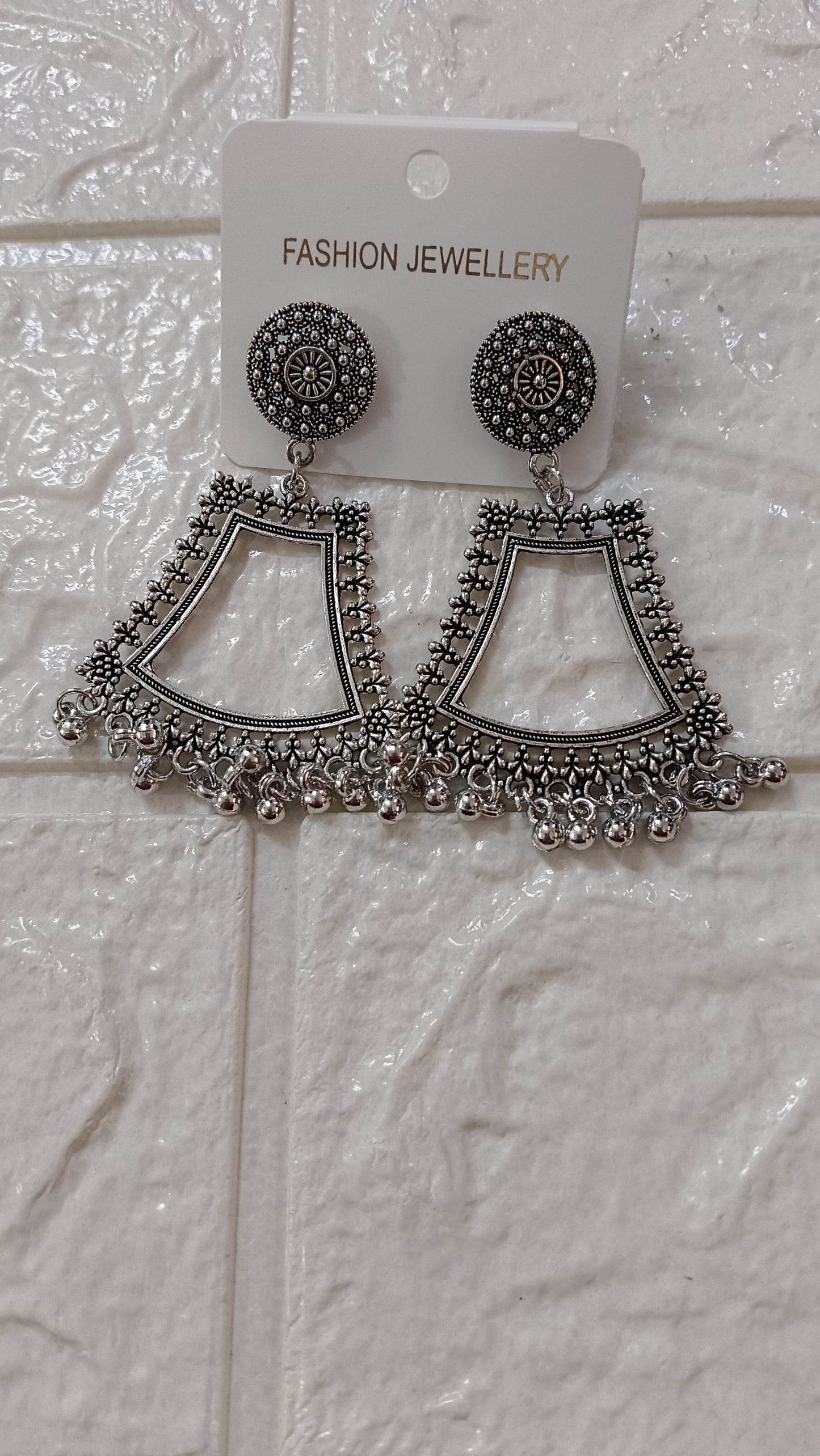 Silver Jhumka 118