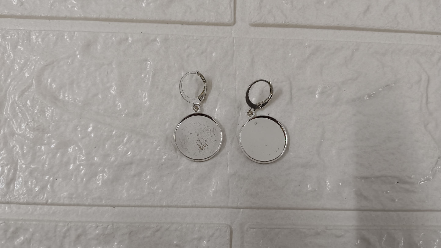 Small Round silver earring