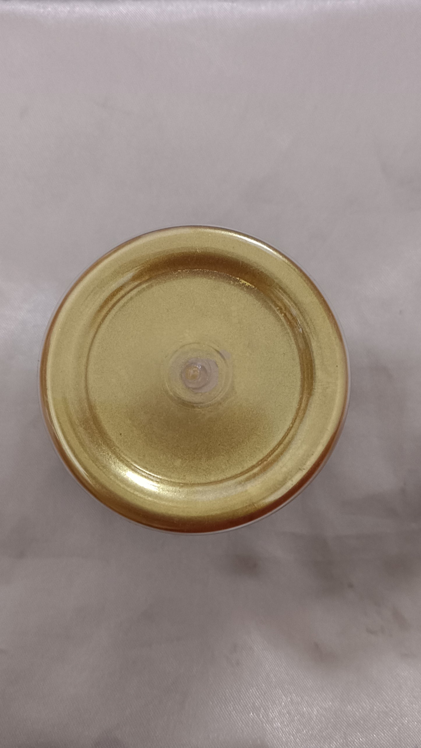 Premium gold mica