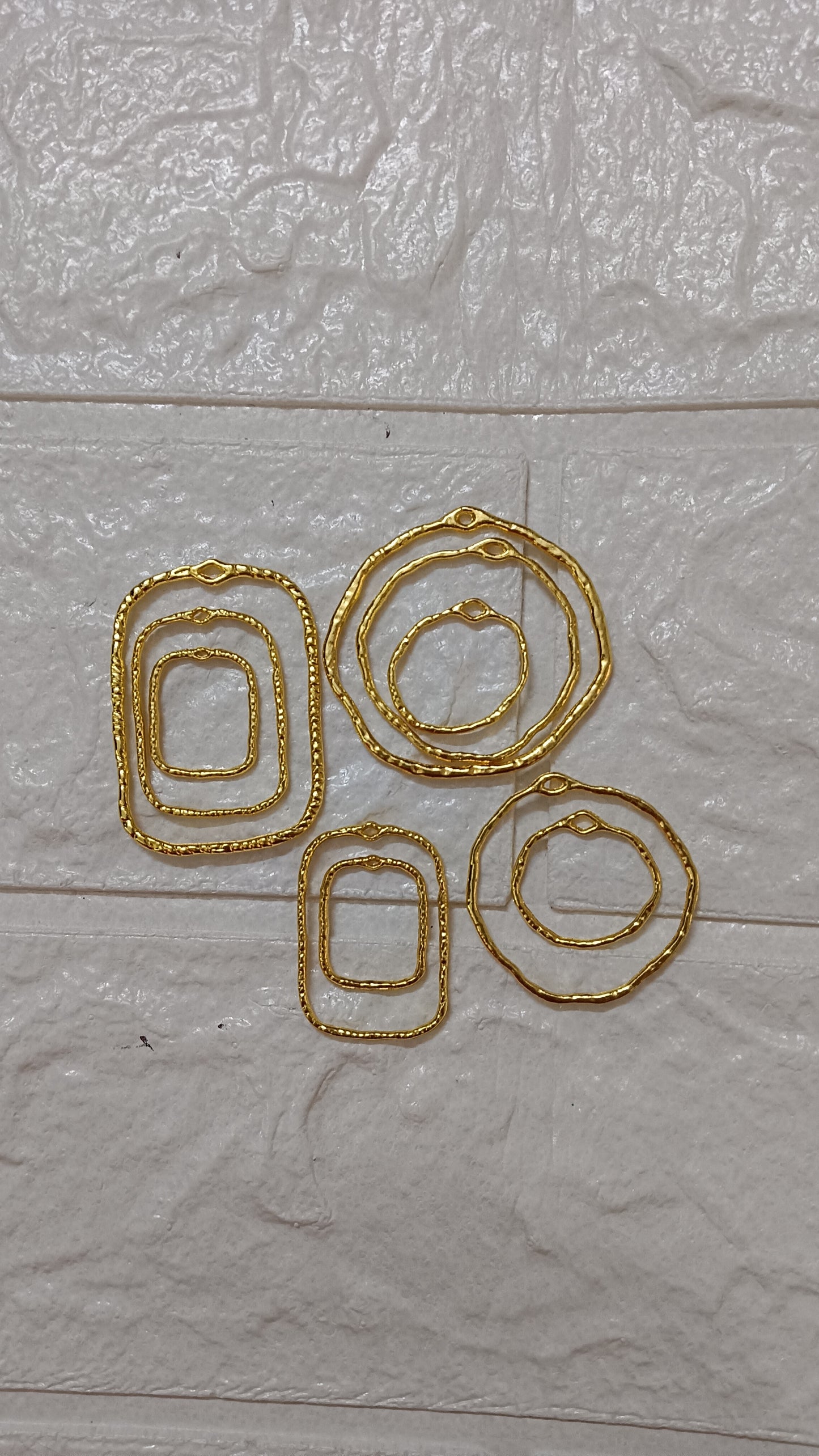 Gold Agate pendant pack of 10