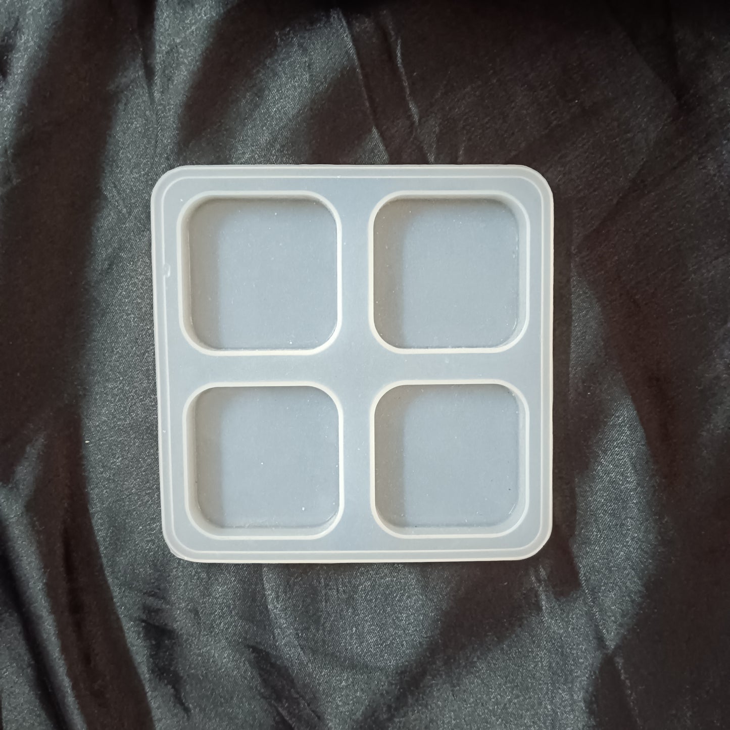 Square popsocket mold