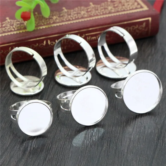 Medium Round silver Ring