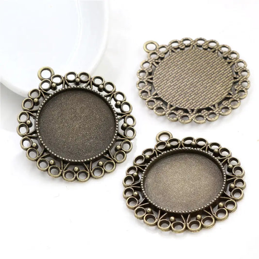 Round Antique Pendant