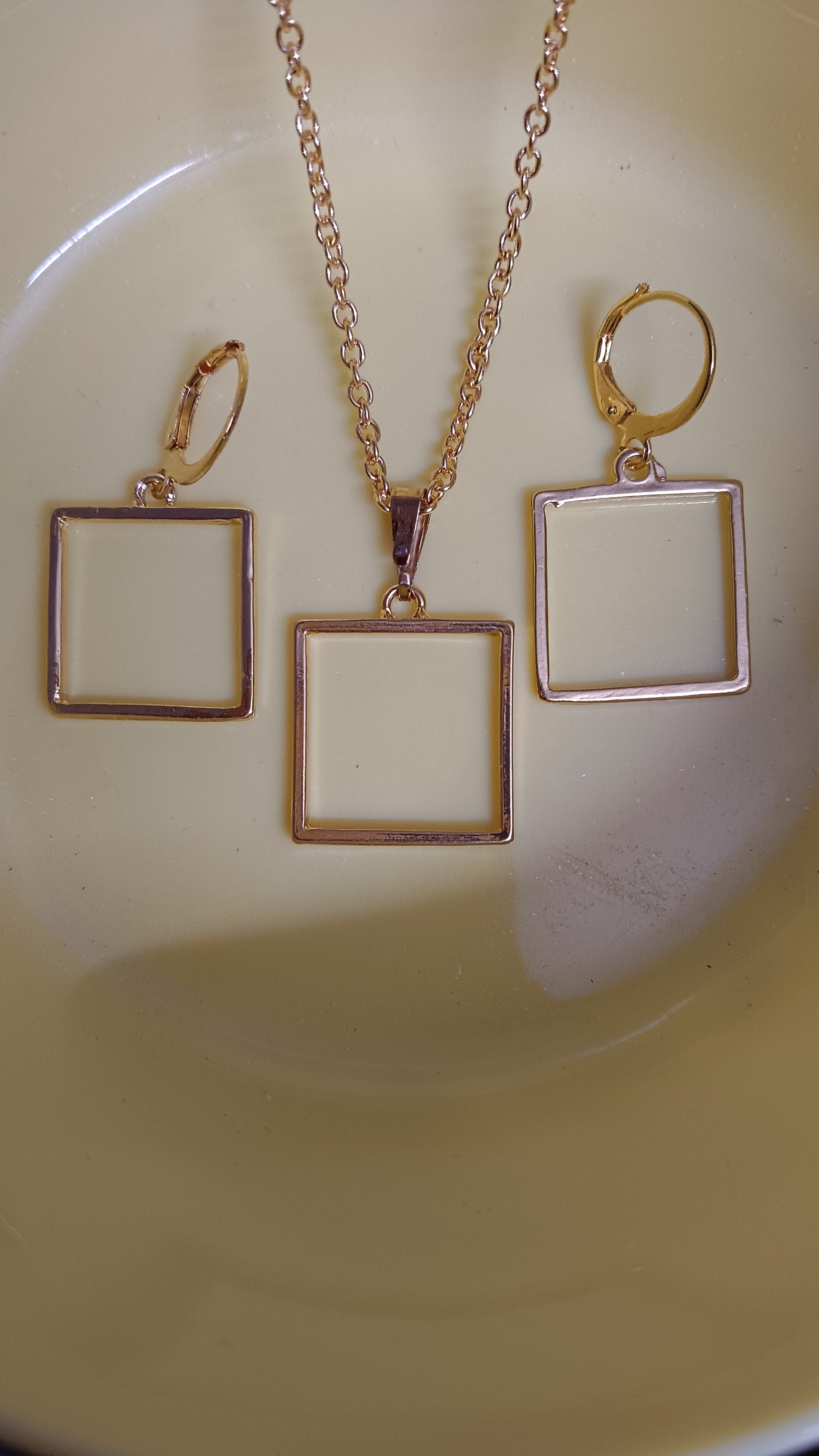 Dainty square jewellery – theo_artsoul