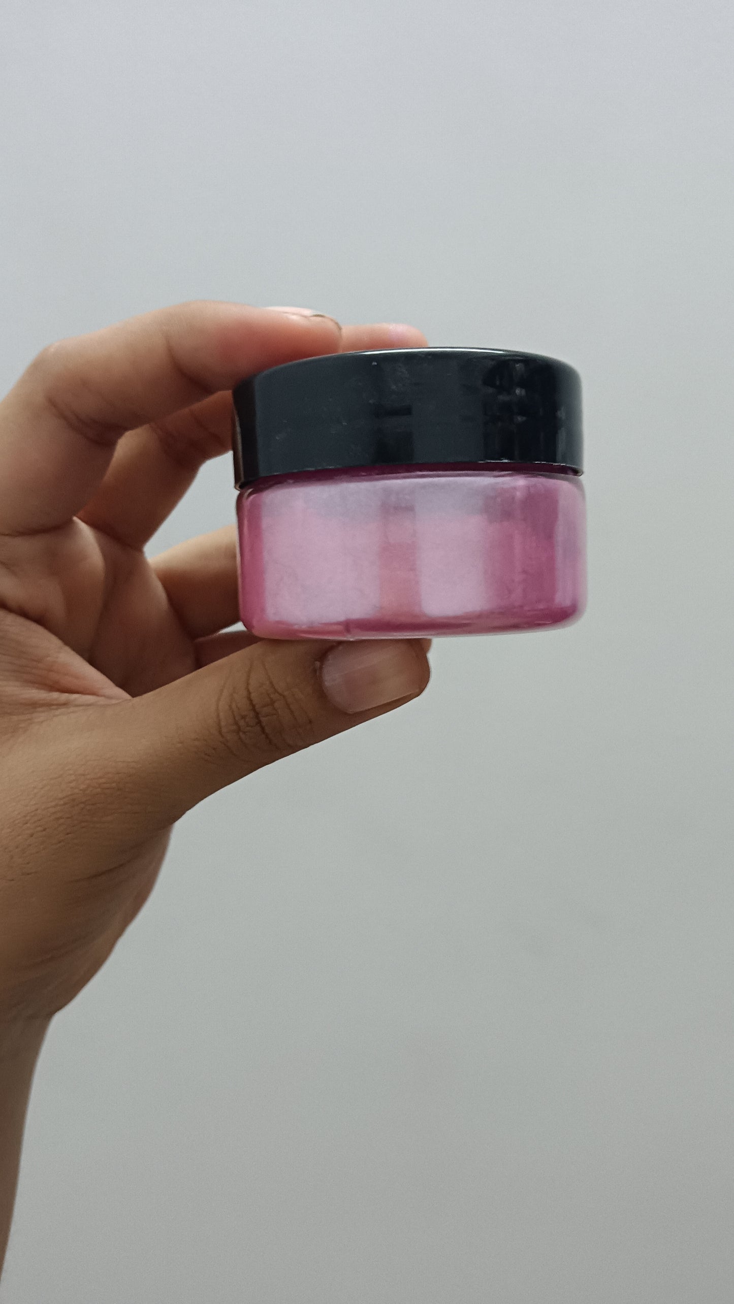 Caramine pink