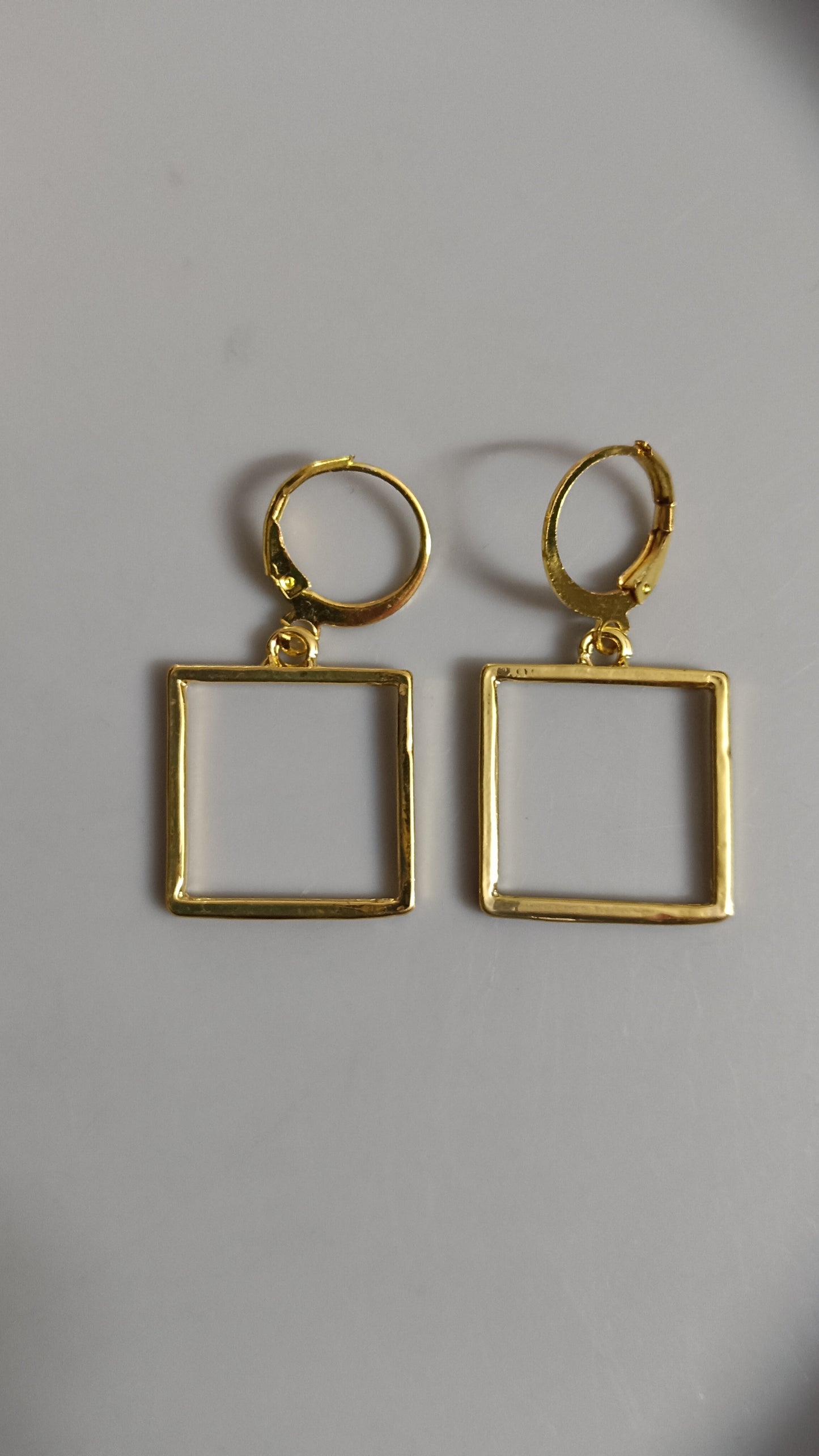 Square earrings