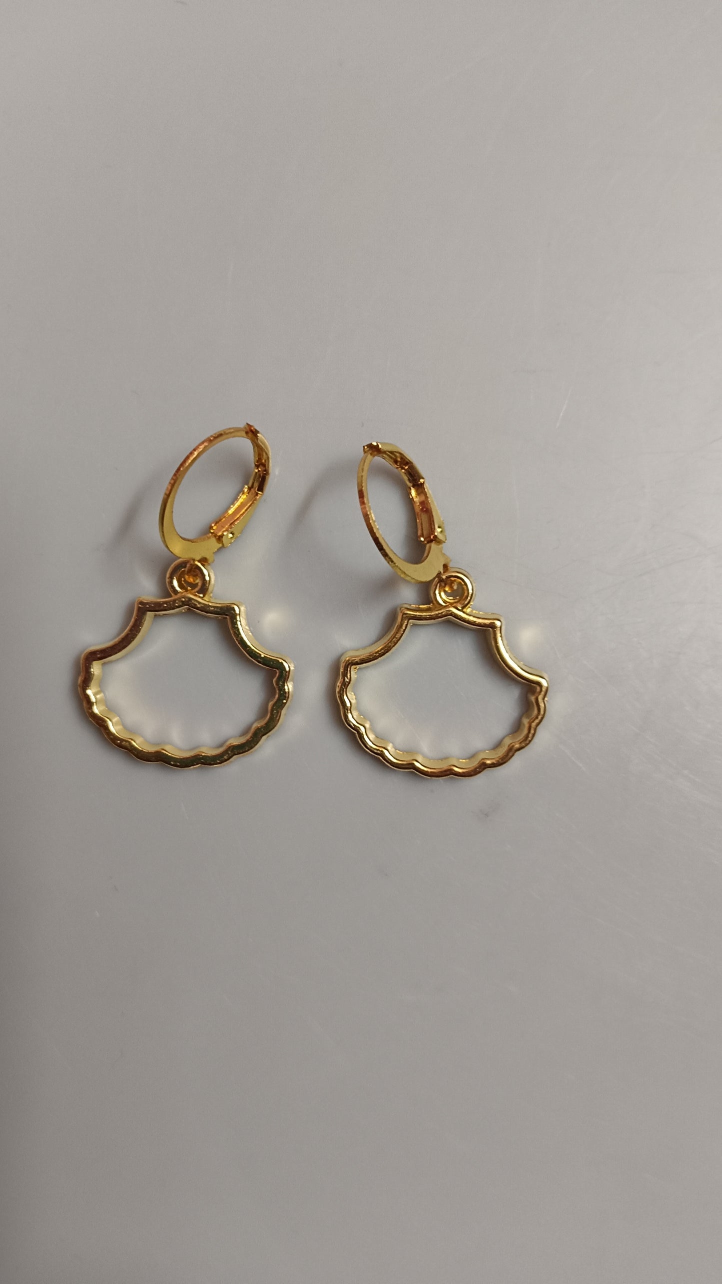 Shell earrings