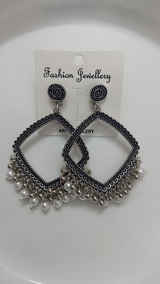 Jhumka design 48 Rhombus White