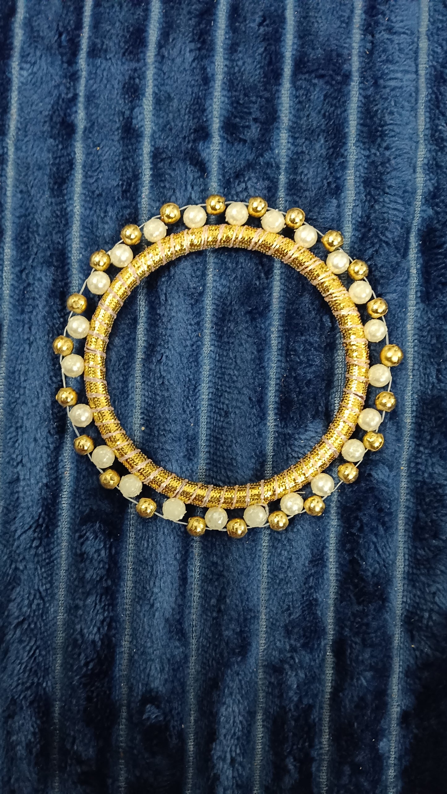 3" golden ring