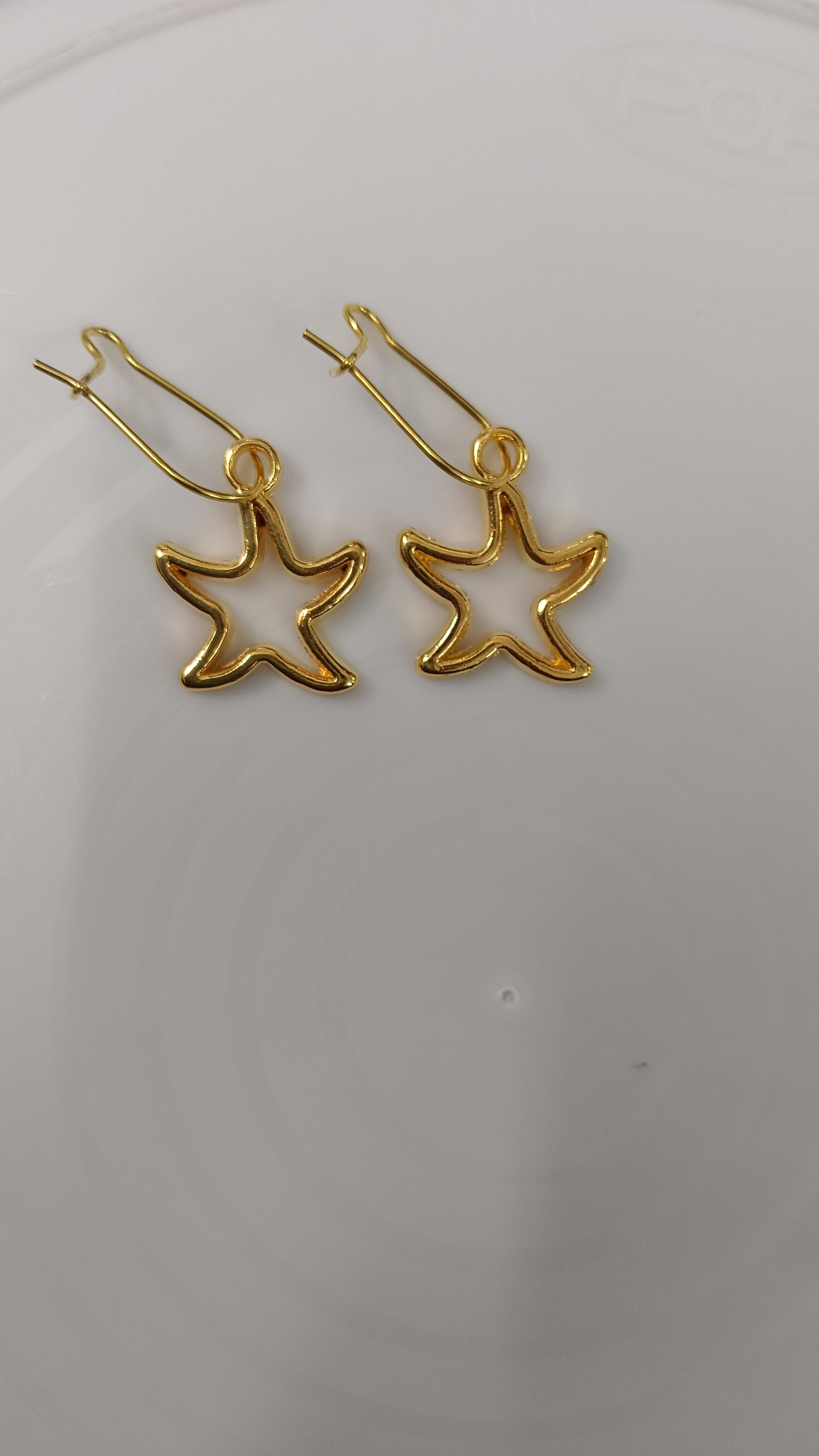 Dainty star danglers – theo_artsoul