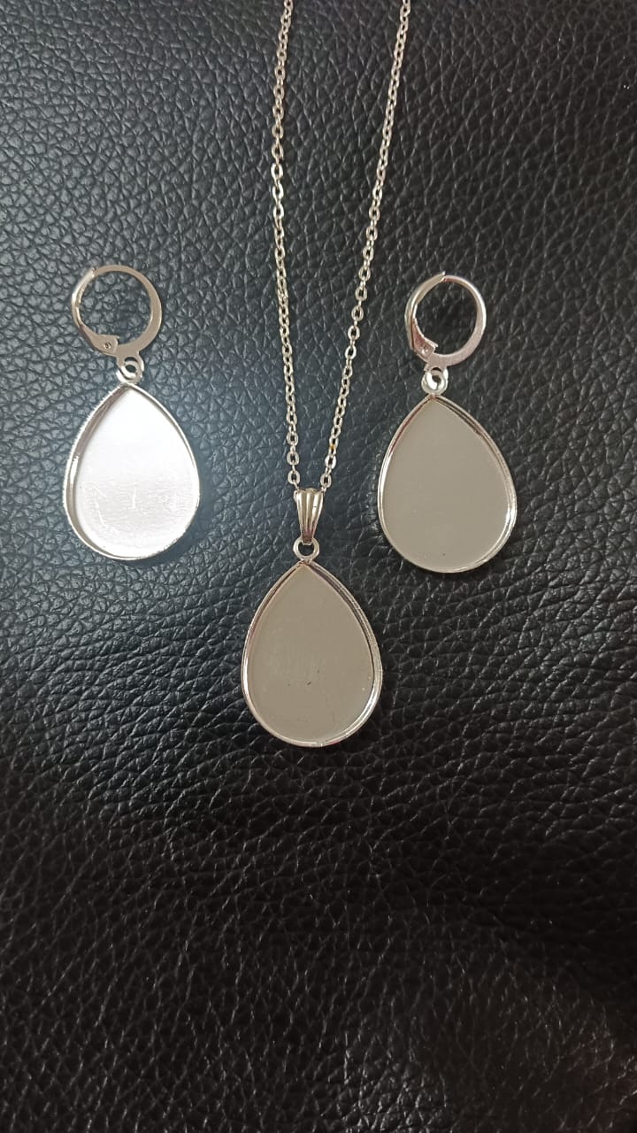 Drop silver jewellery set