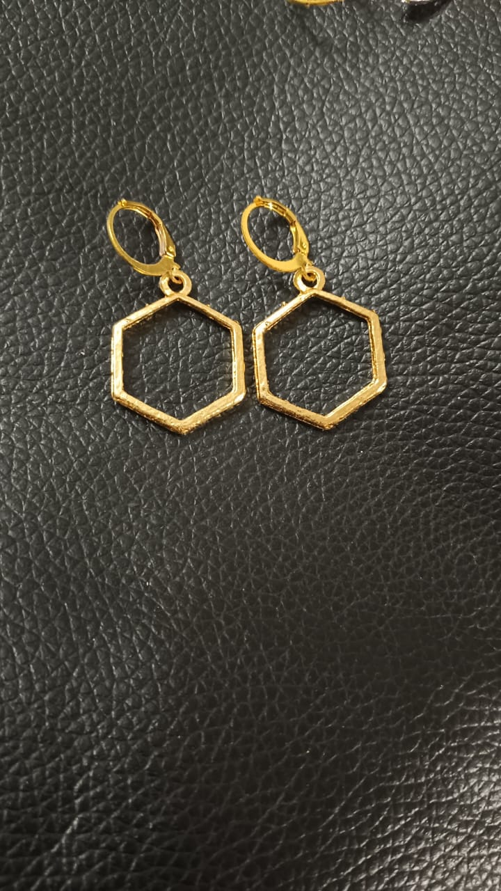 Hexagon gold earrings