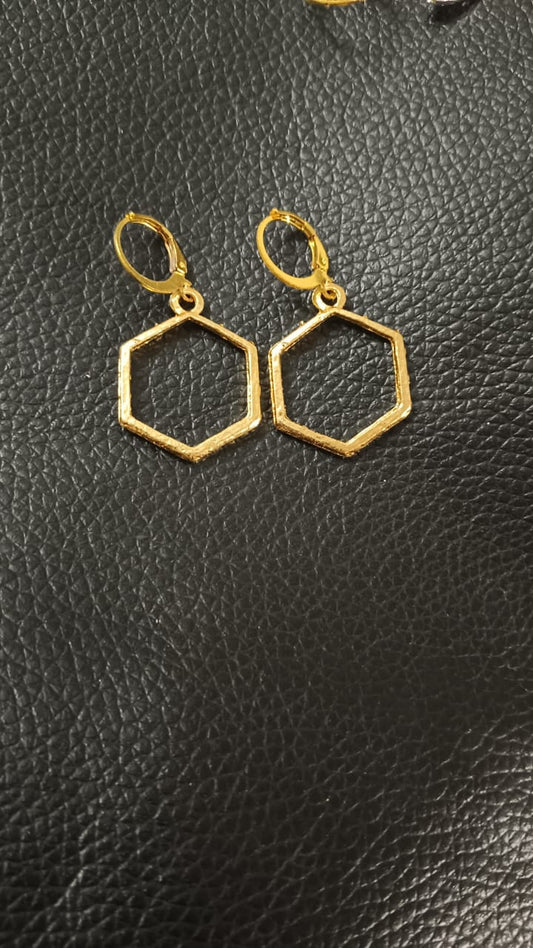 Hexagon gold earrings