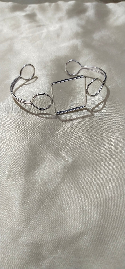 Hollow silver square bracelet 4