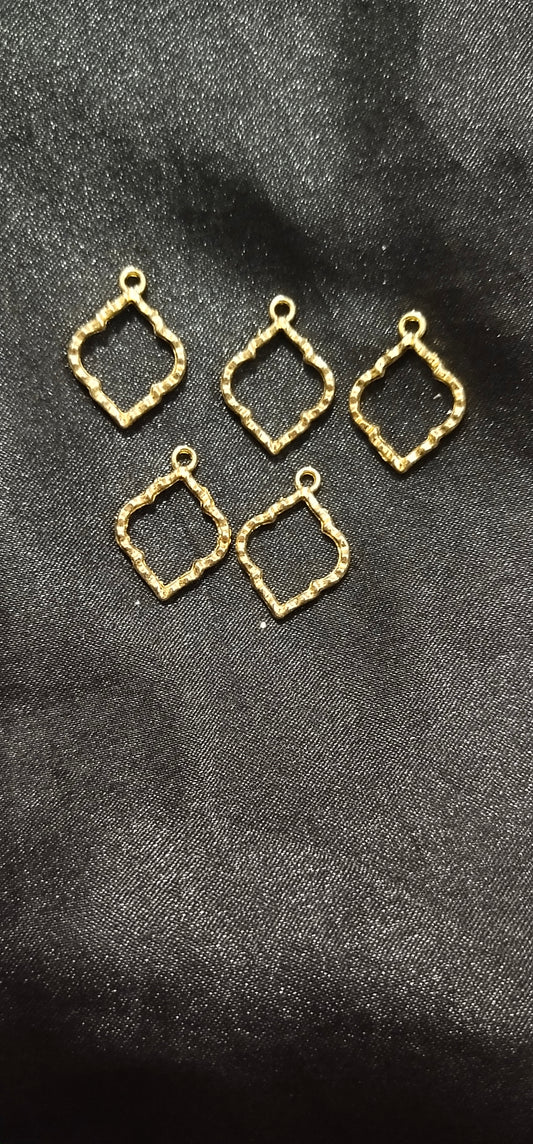 Gold pendant pack of 5
