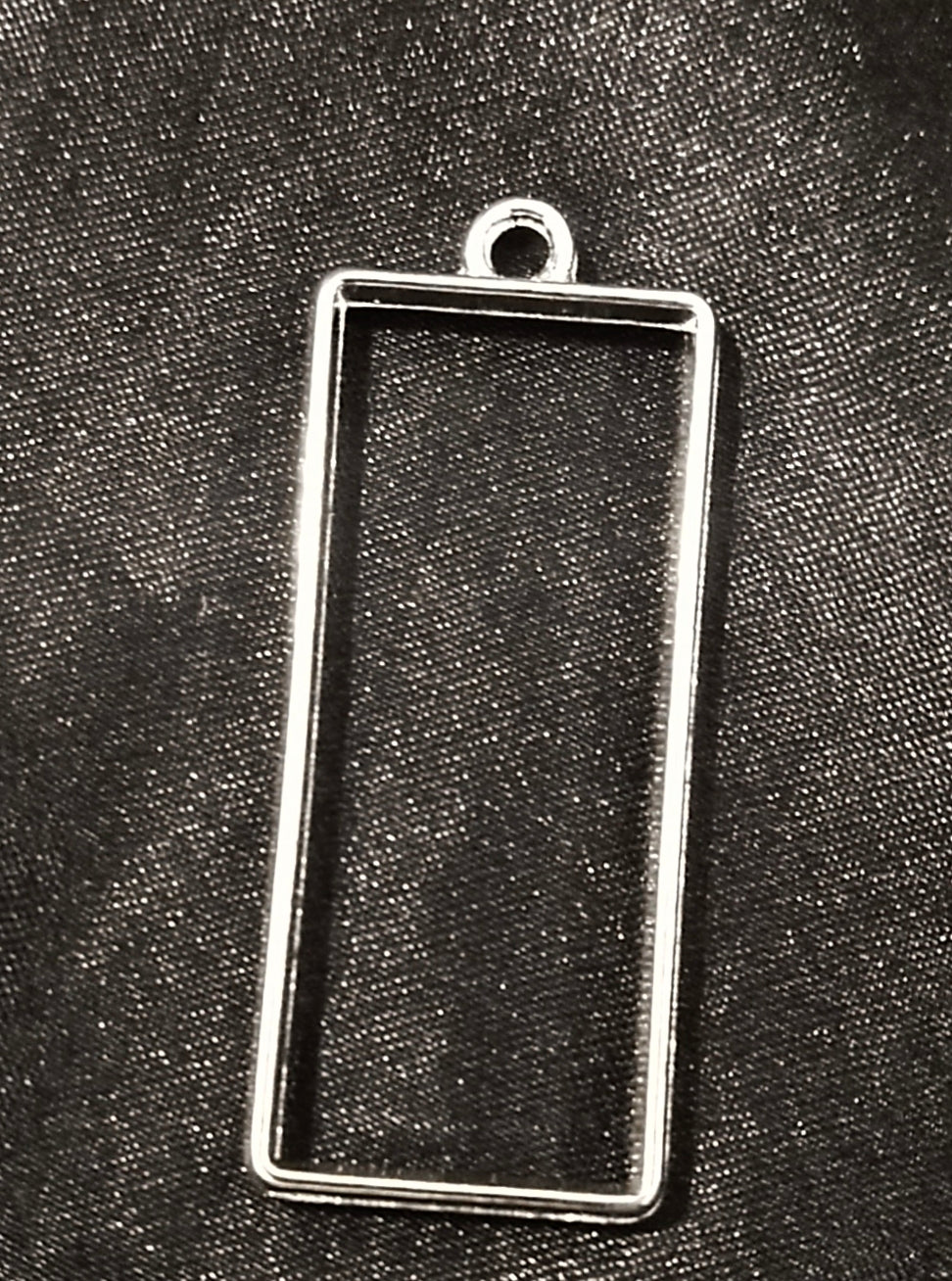 Silver pack of 1 pendent 6