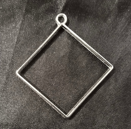 Silver pack of 1 pendent 1