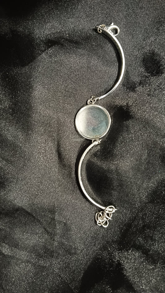 Bracelet with base sliver