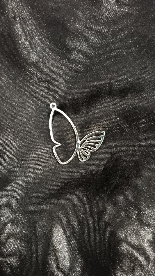 Silver Butterfly pendant pack of 1